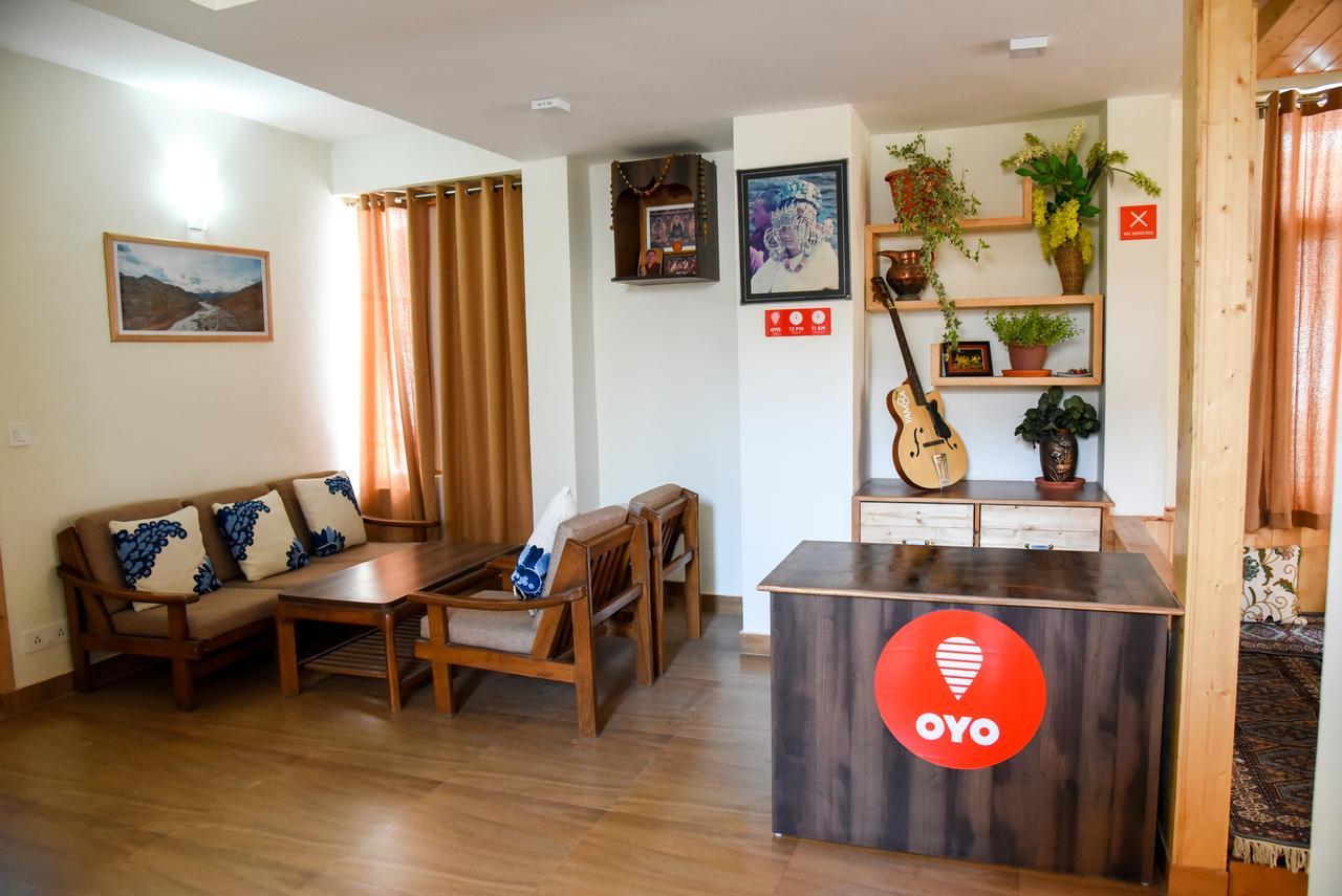 Oyo 13741 Rockwood Bnb Manāli Exterior foto