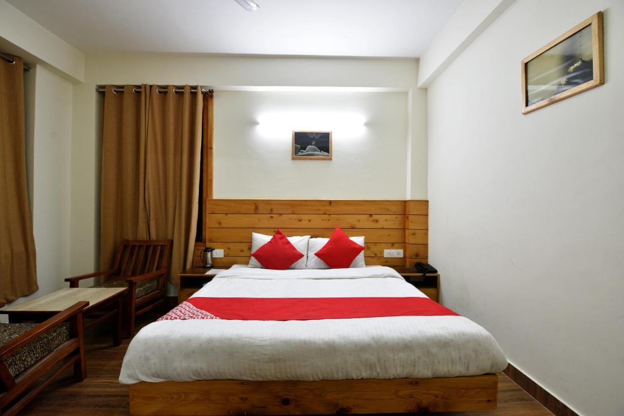 Oyo 13741 Rockwood Bnb Manāli Exterior foto