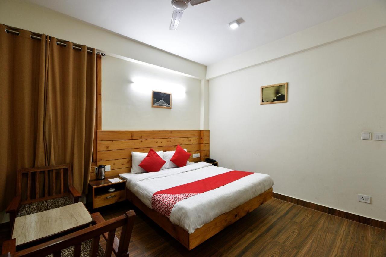 Oyo 13741 Rockwood Bnb Manāli Exterior foto