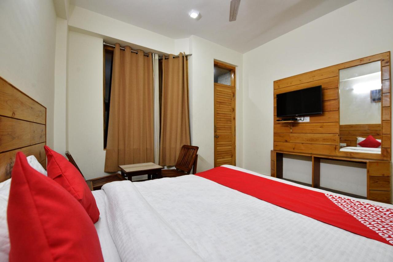 Oyo 13741 Rockwood Bnb Manāli Exterior foto