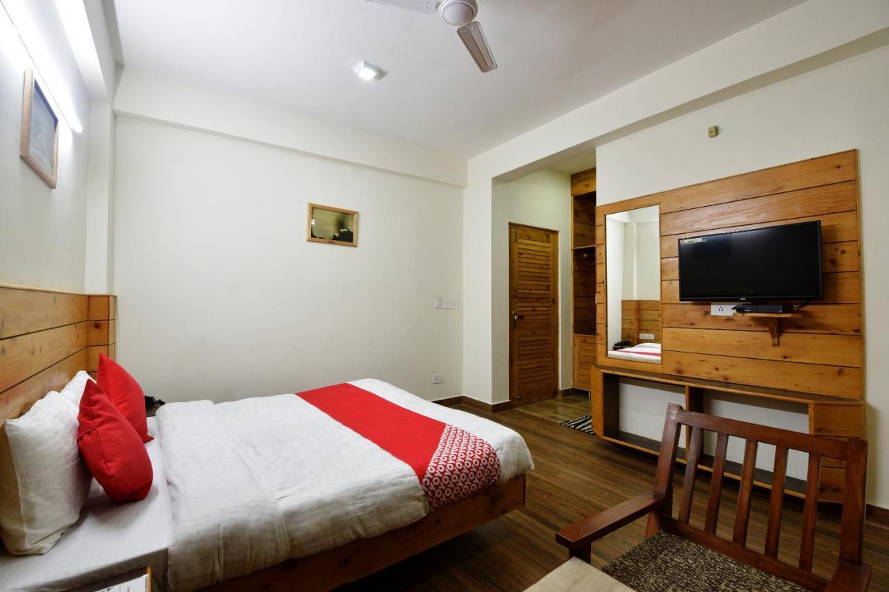 Oyo 13741 Rockwood Bnb Manāli Exterior foto