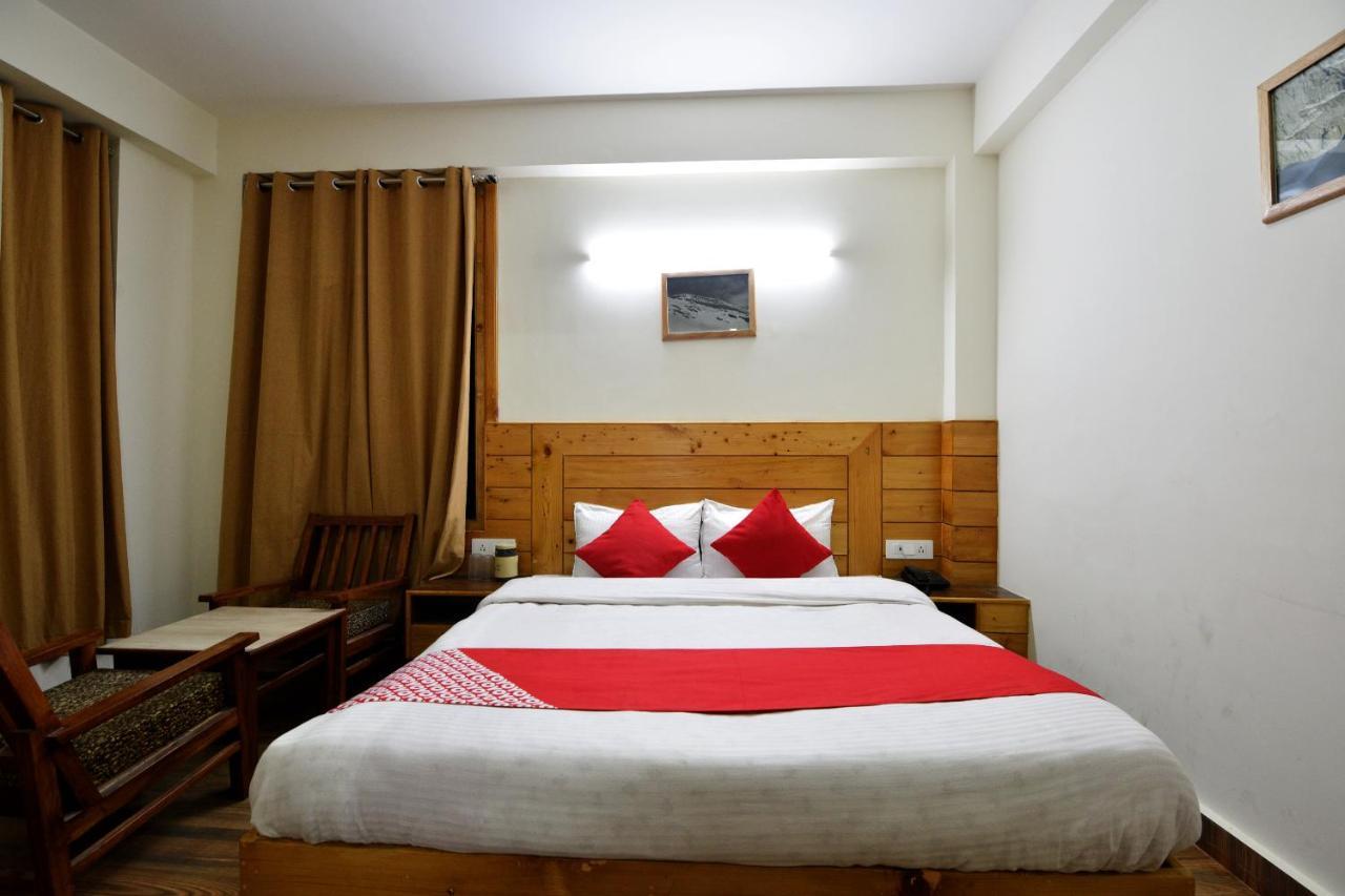 Oyo 13741 Rockwood Bnb Manāli Exterior foto